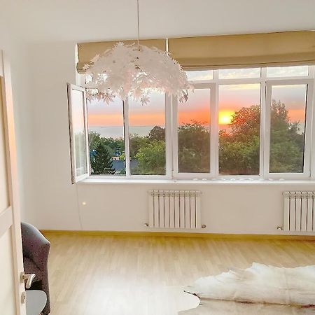Sterna Sea View - Французський Бульвар Leilighet Odessa Eksteriør bilde